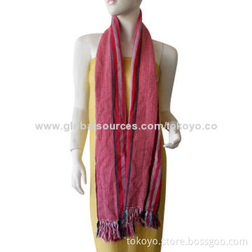 Woven scarf with gingham check, yarn dyed/made of cotton and wool/measures 180*70+8cm
